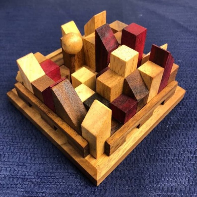 Brain teaser wood 3D Puzzle - Rebuild your city!